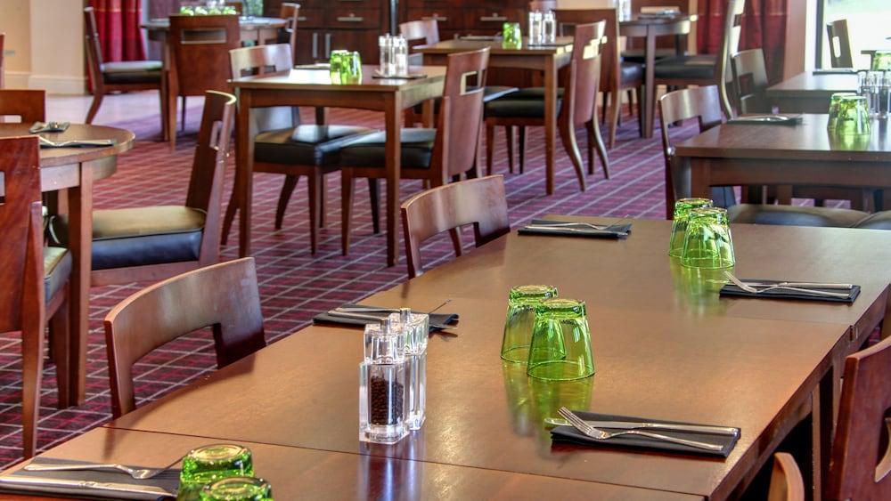 Отель Voco Fareham - Solent By Ihg Экстерьер фото